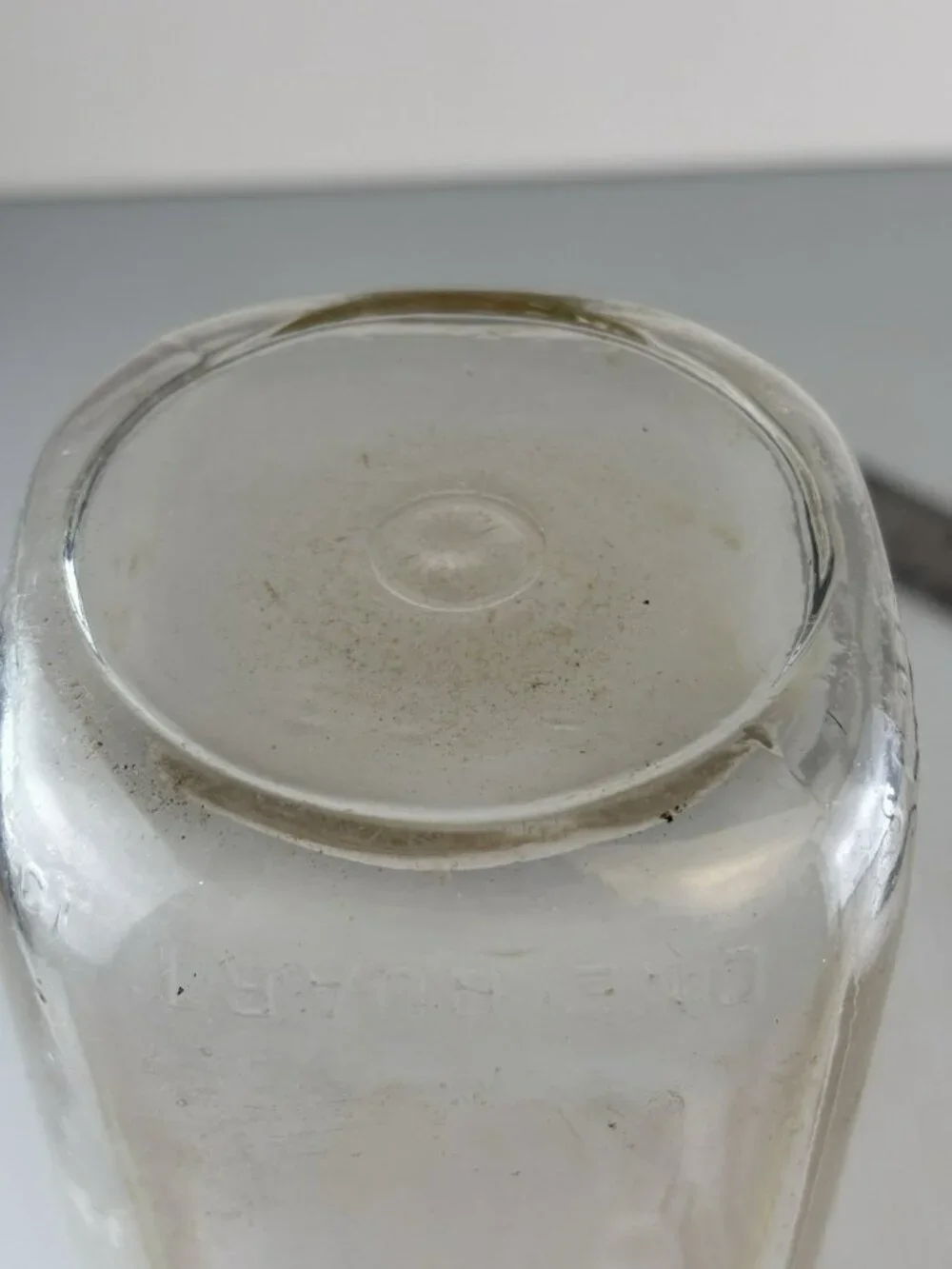 Vintage Shoulder Script Embossed Biltmore Dairy Farms Quart Clear Glass Bottle